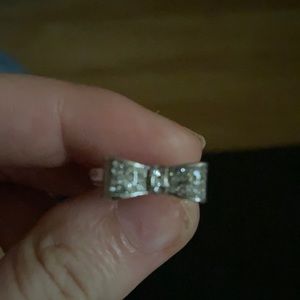 CRAZY PRETTY BOW RING